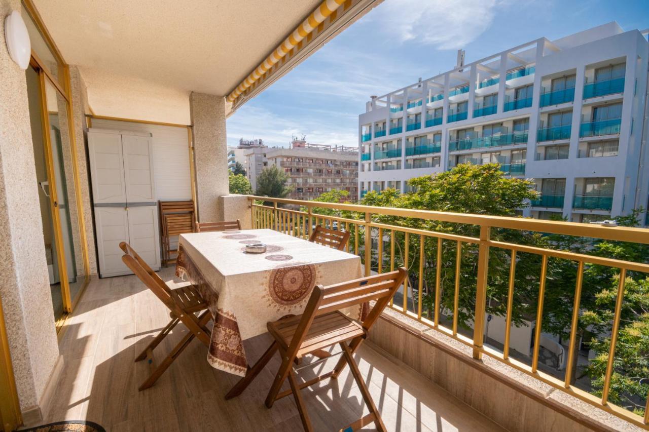2Bd-Piscina-Playa-Port Aventura2 Salou Exterior foto